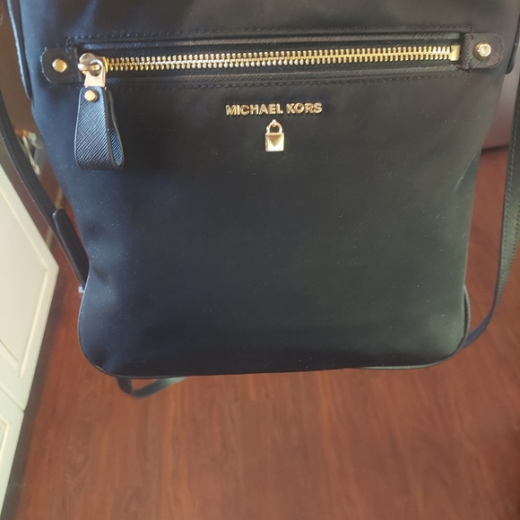 MICHAEL KORS Black Nylon Crossbody Set - Picture 2 of 10